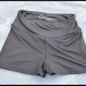 The Warm Up compression Shorts